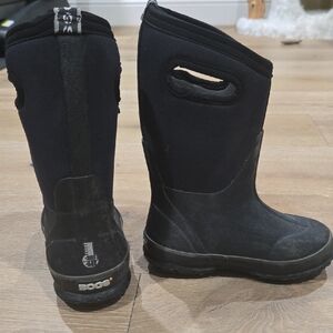 *last chance* BOGS Kids Sz 11 Black Waterproof Boots